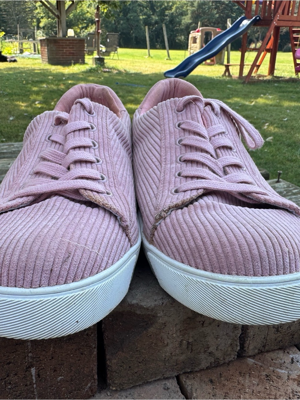 Torrid Pink Ribbed Lace Up Sneakers Shoes Womens Size 9.5
